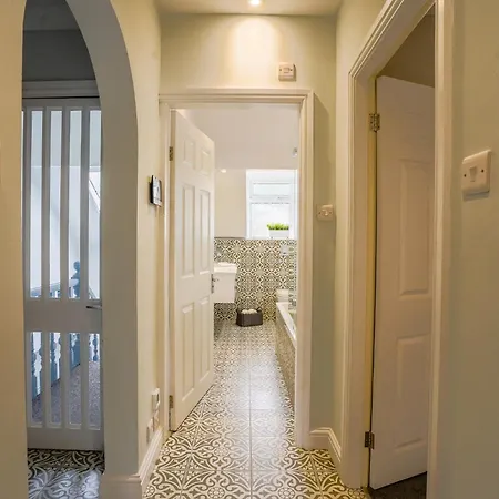 The Bribie Apartment
